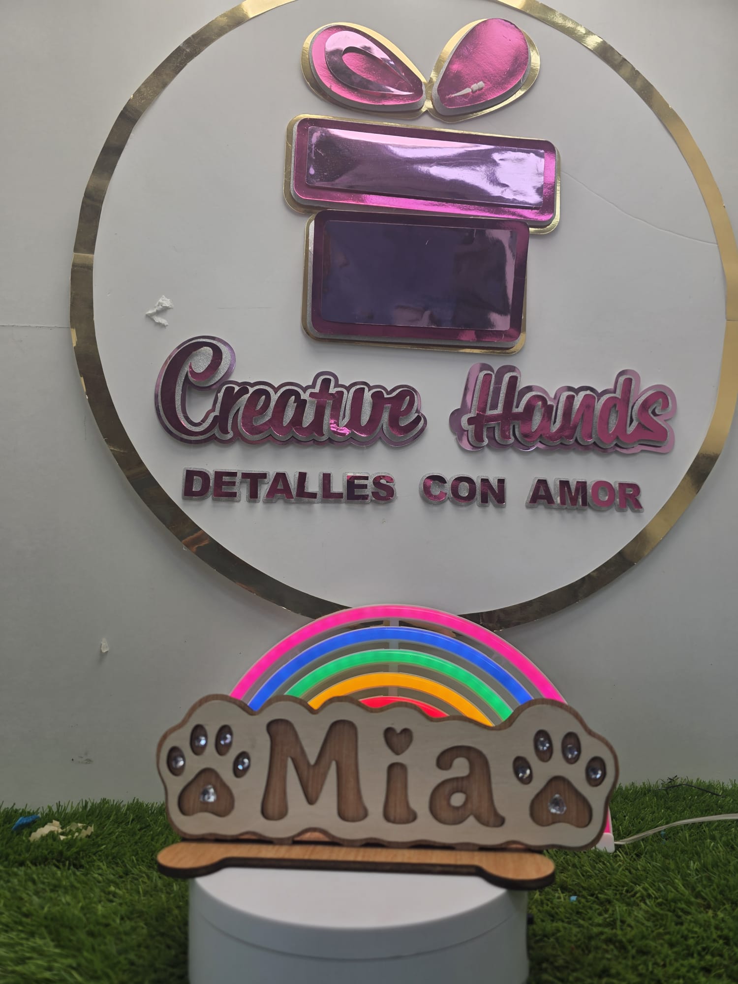 Pet name plaque
